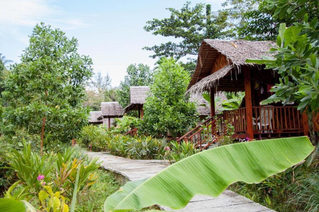 Siboya Bungalows Luaran gambar